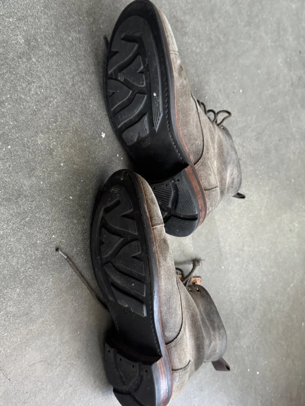 Gray Suede Taft Boots, Size 8 — as-is, broken lace